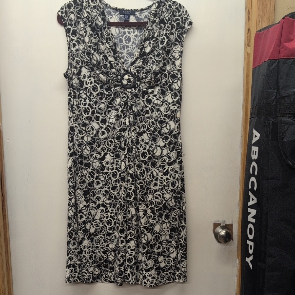 Chaps Black and White Midi Dress
